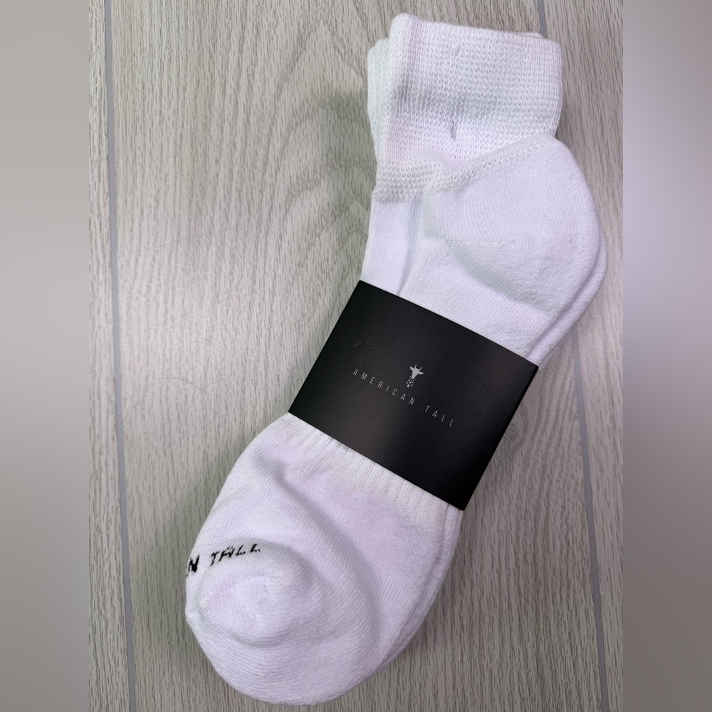 American Tall White Men's Casual Socks